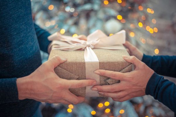 7 подарков, которые нельзя дарить мужчинам