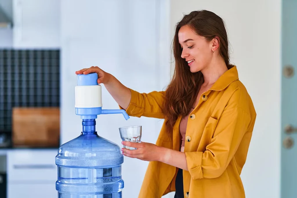 Доставка воды Одесса: как вода влияет на продуктивность в офисе