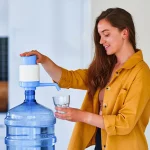 Доставка воды Одесса: как вода влияет на продуктивность в офисе